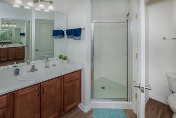 Main bedroom with en suite bathroom*